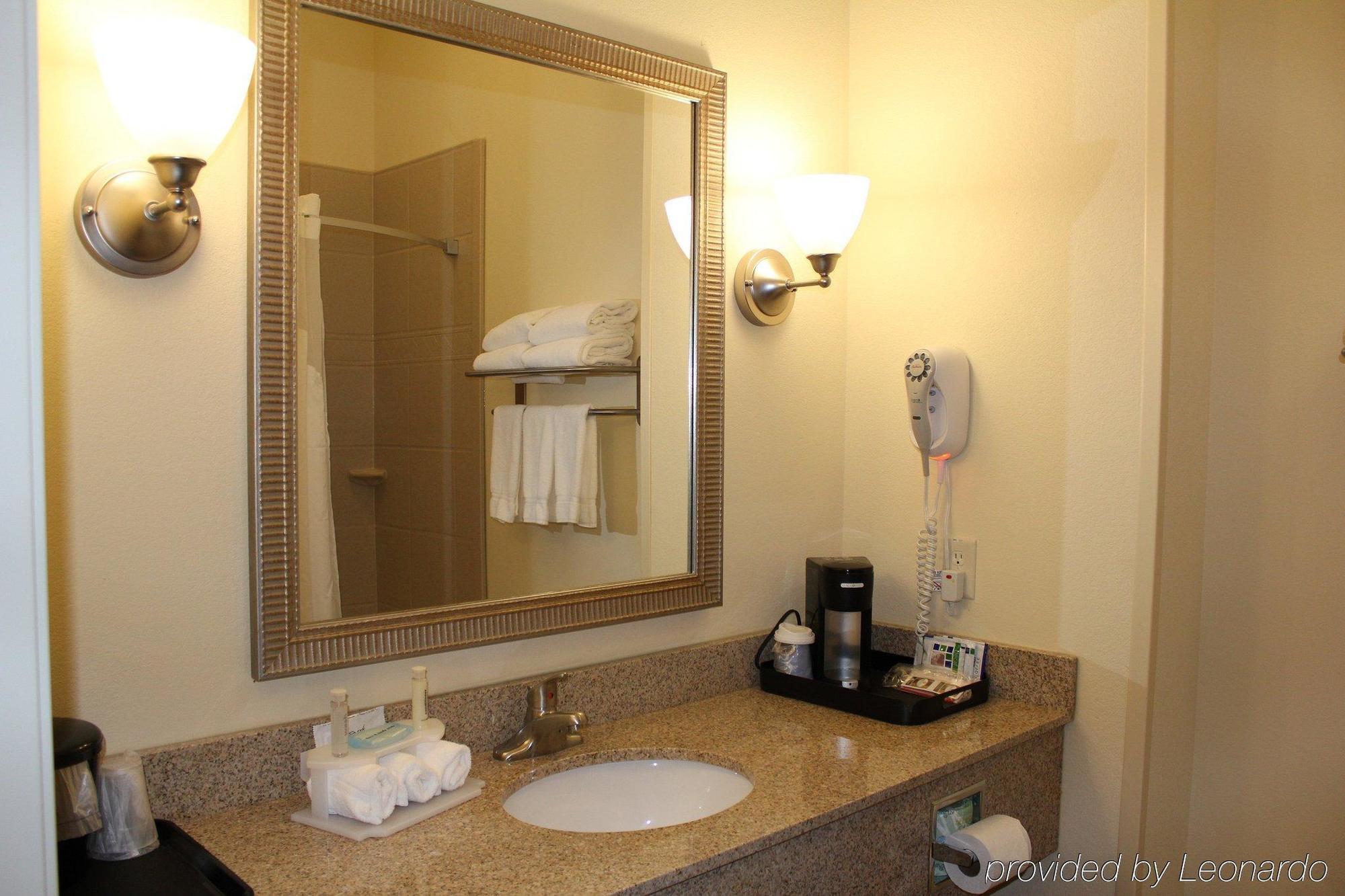 Holiday Inn Express Niles By Ihg Zimmer foto